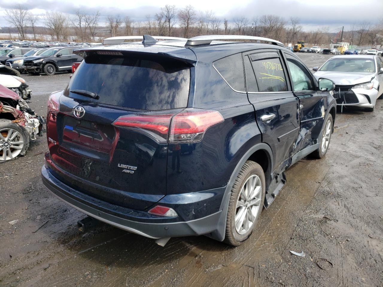 Zdjęcie 4 z aukcji – 2017 TOYOTA RAV4 LIMIT z VIN 2T3DFREV0HW569236