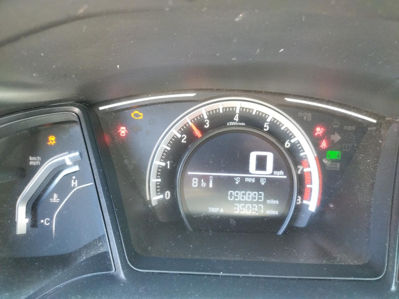 Photo 8 from auction – 2017 HONDA CIVIC LX with VIN 19XFC2E50HE033066