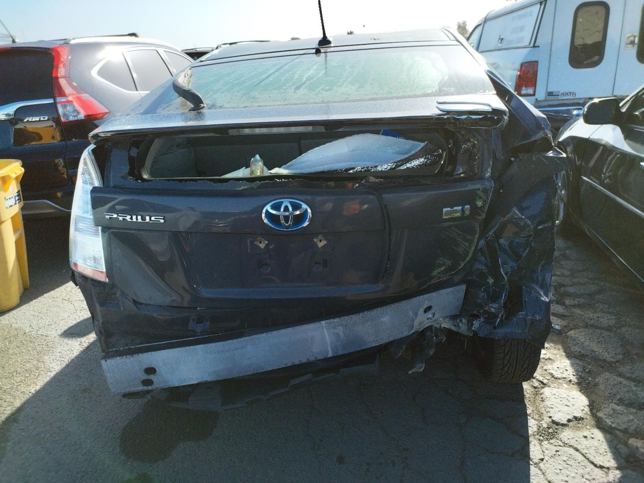 Photo 9 from auction – 2011 TOYOTA PRIUS with VIN JTDKN3DU1B0284928