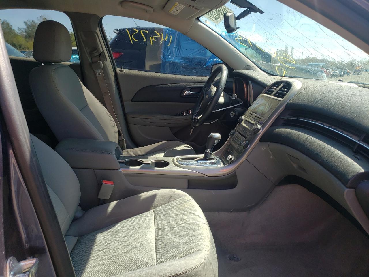 Photo 5 from auction – 2013 CHEVROLET MALIBU LS with VIN 1G11B5SA4DF211960