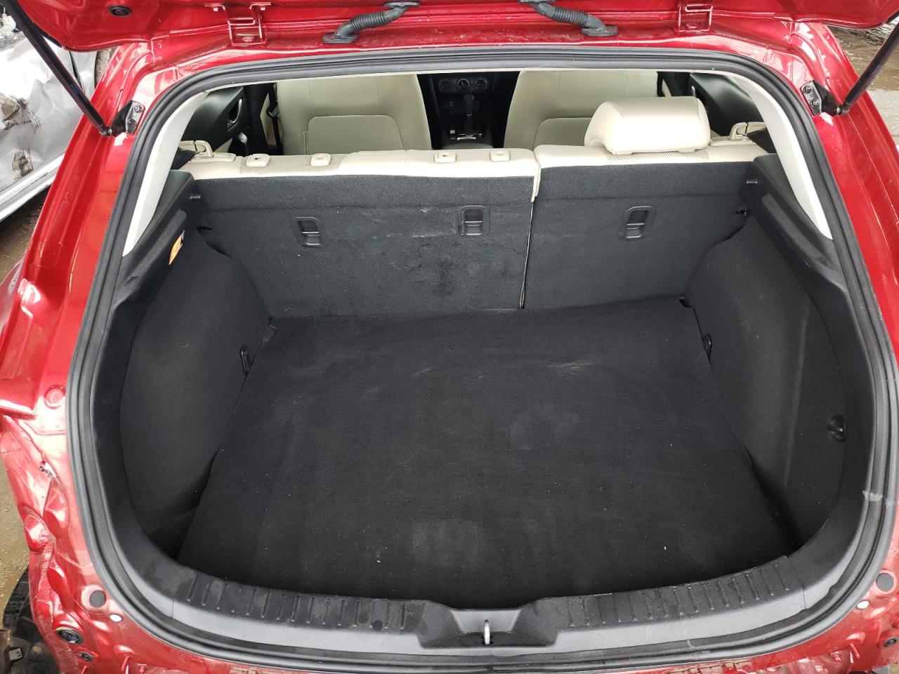Photo 9 from auction – 2018 MAZDA 3 SPORT with VIN 3MZBN1K73JM219699