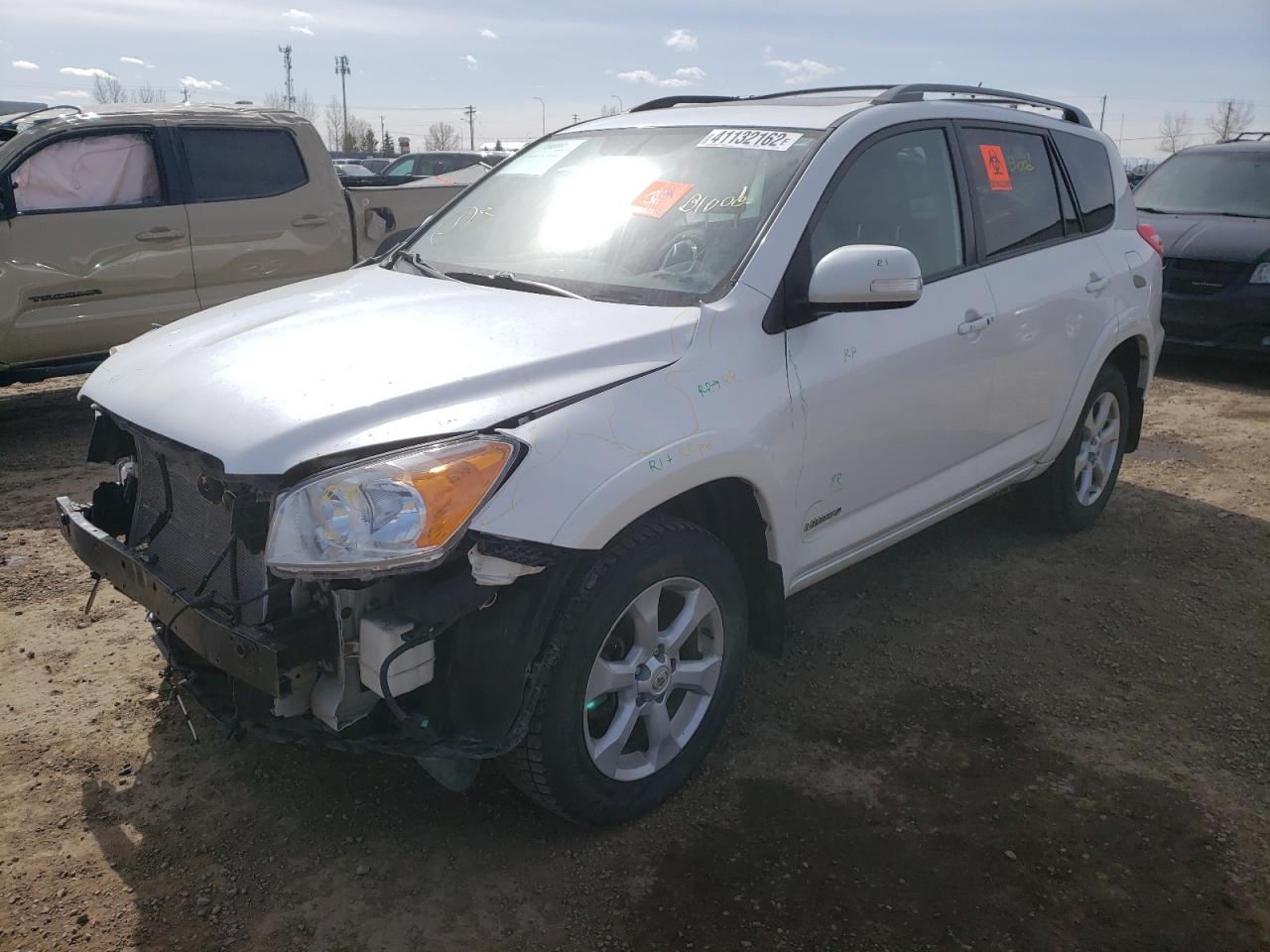 Photo 2 from auction – 2012 TOYOTA RAV4 LIMIT with VIN 2T3DK4DV7CW075853