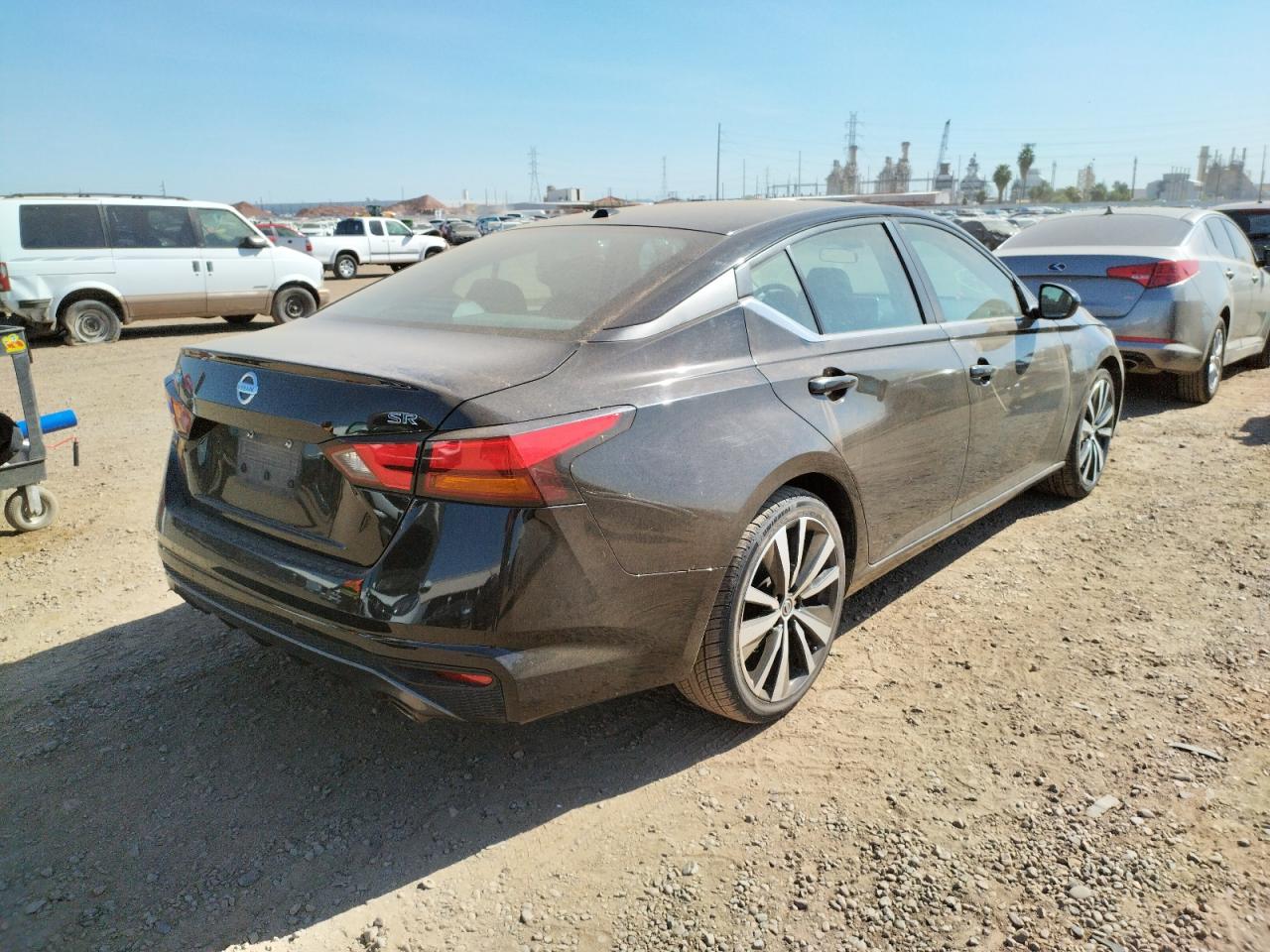 Photo 4 from auction – 2020 NISSAN ALTIMA SR with VIN 1N4BL4CV9LC252241