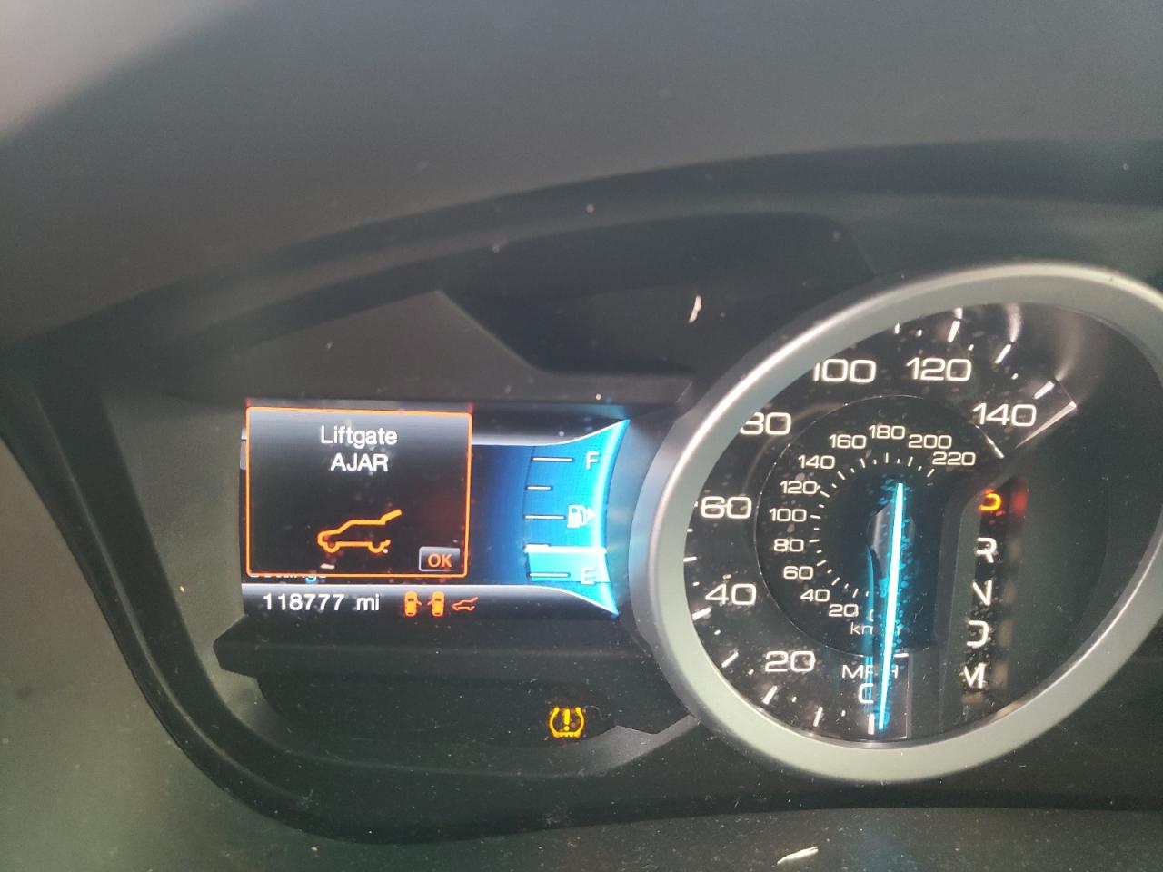 Photo 8 from auction – 2015 FORD EXPLORER L with VIN 1FM5K8F84FGA56370