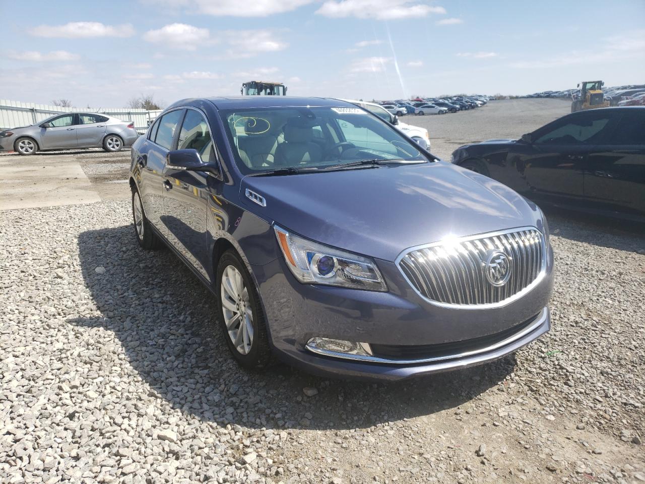 BUICK LACROSSE 2015 مع رقم تعريف المركبة 1G4GB5G33FF248797 - صورة من المزاد