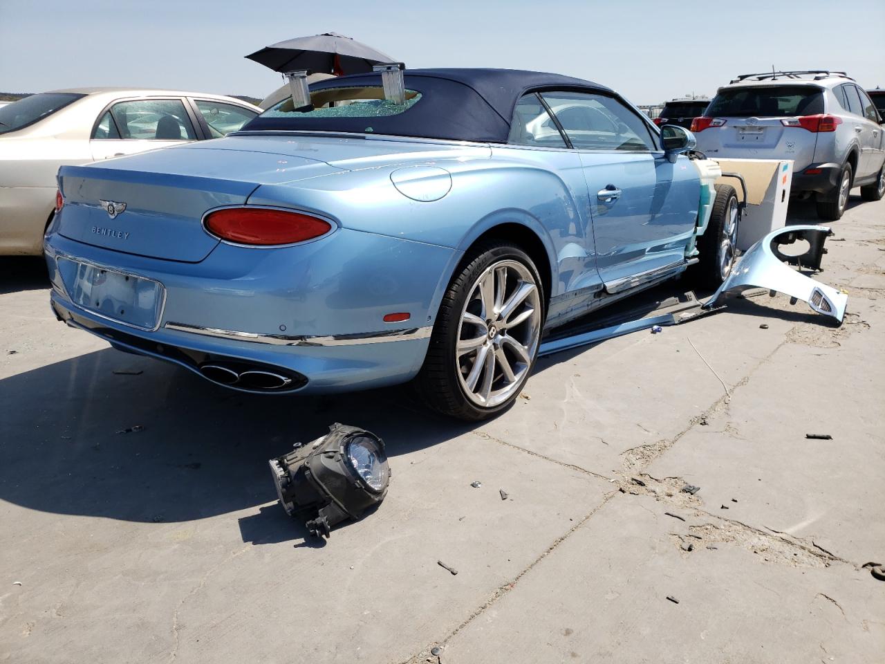 Photo 4 from auction – 2020 BENTLEY CONTINENTA with VIN SCBDG4ZG4LC075309