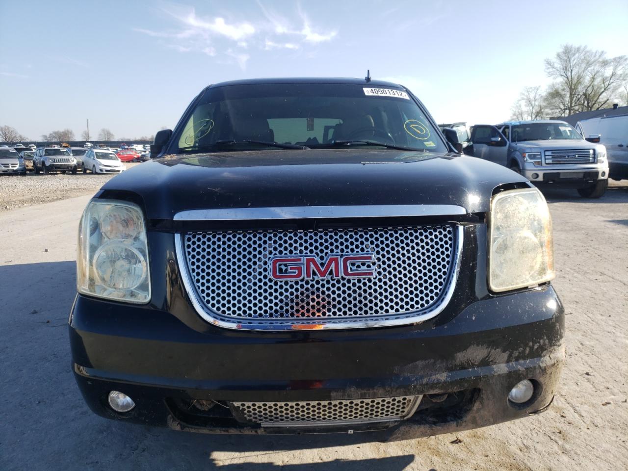 Photo 9 from auction – 2008 GMC YUKON DENA with VIN 1GKFK63868J111462