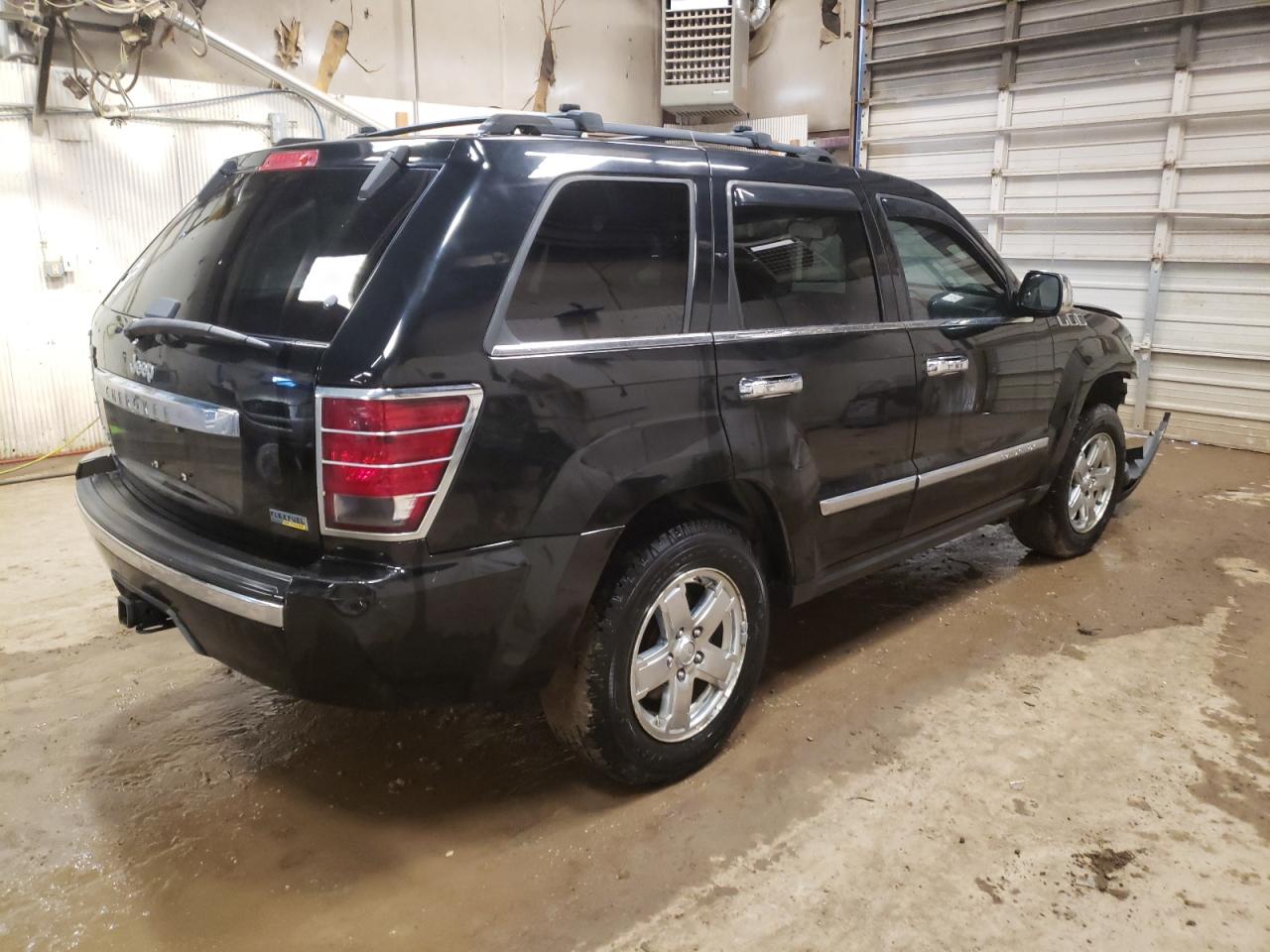 Photo 4 from auction – 2007 JEEP GRAND CHER with VIN 1J8HR58P17C536061