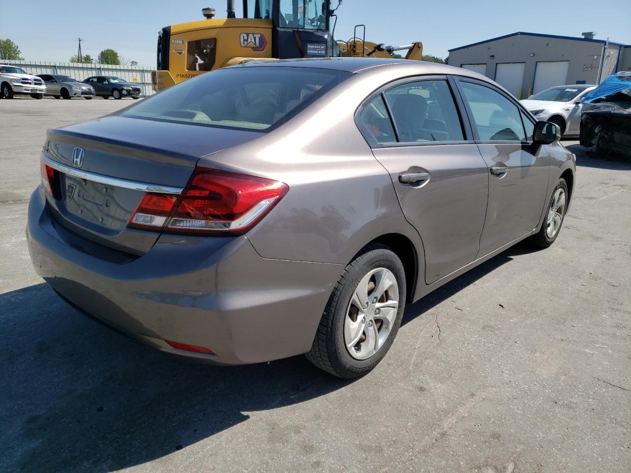 Photo 4 from auction – 2013 HONDA CIVIC LX with VIN 19XFB2F58DE292321