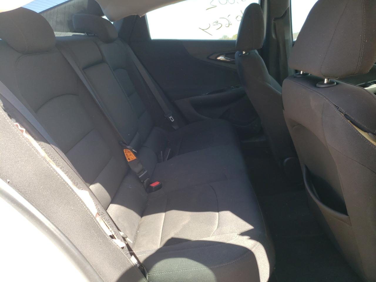 Photo 6 from auction – 2017 CHEVROLET MALIBU LS with VIN 1G1ZB5ST1HF217290