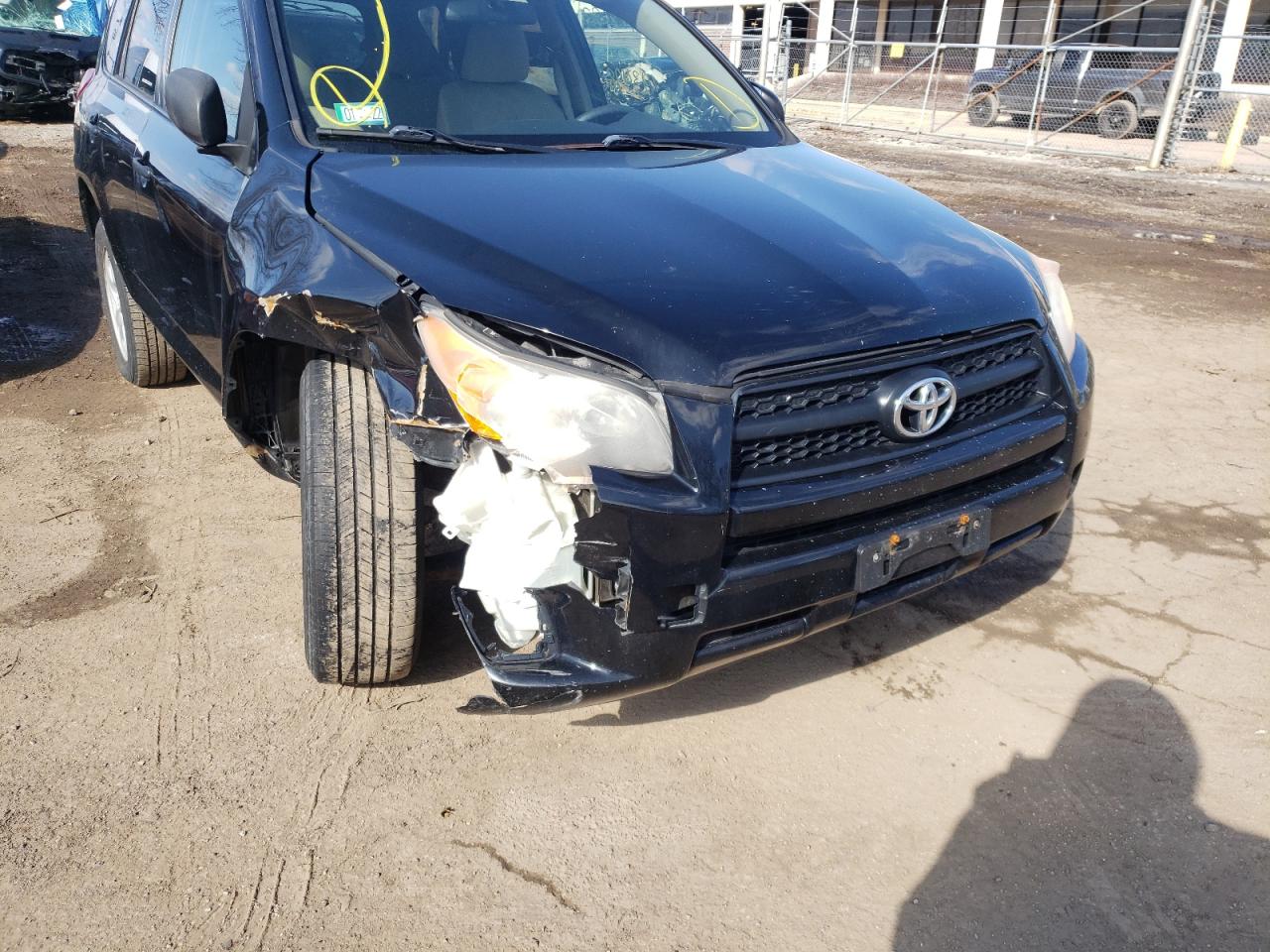 Photo 9 from auction – 2010 TOYOTA RAV4 with VIN 2T3KF4DV9AW050400