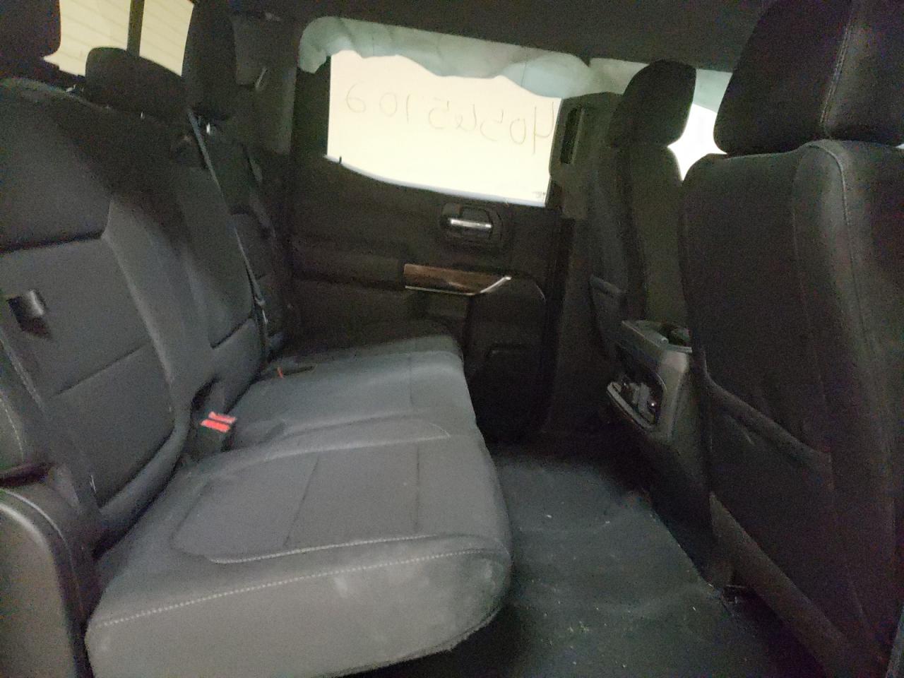 Photo 6 from auction – 2020 CHEVROLET SILVERADO with VIN 1GCPYFED2LZ212517