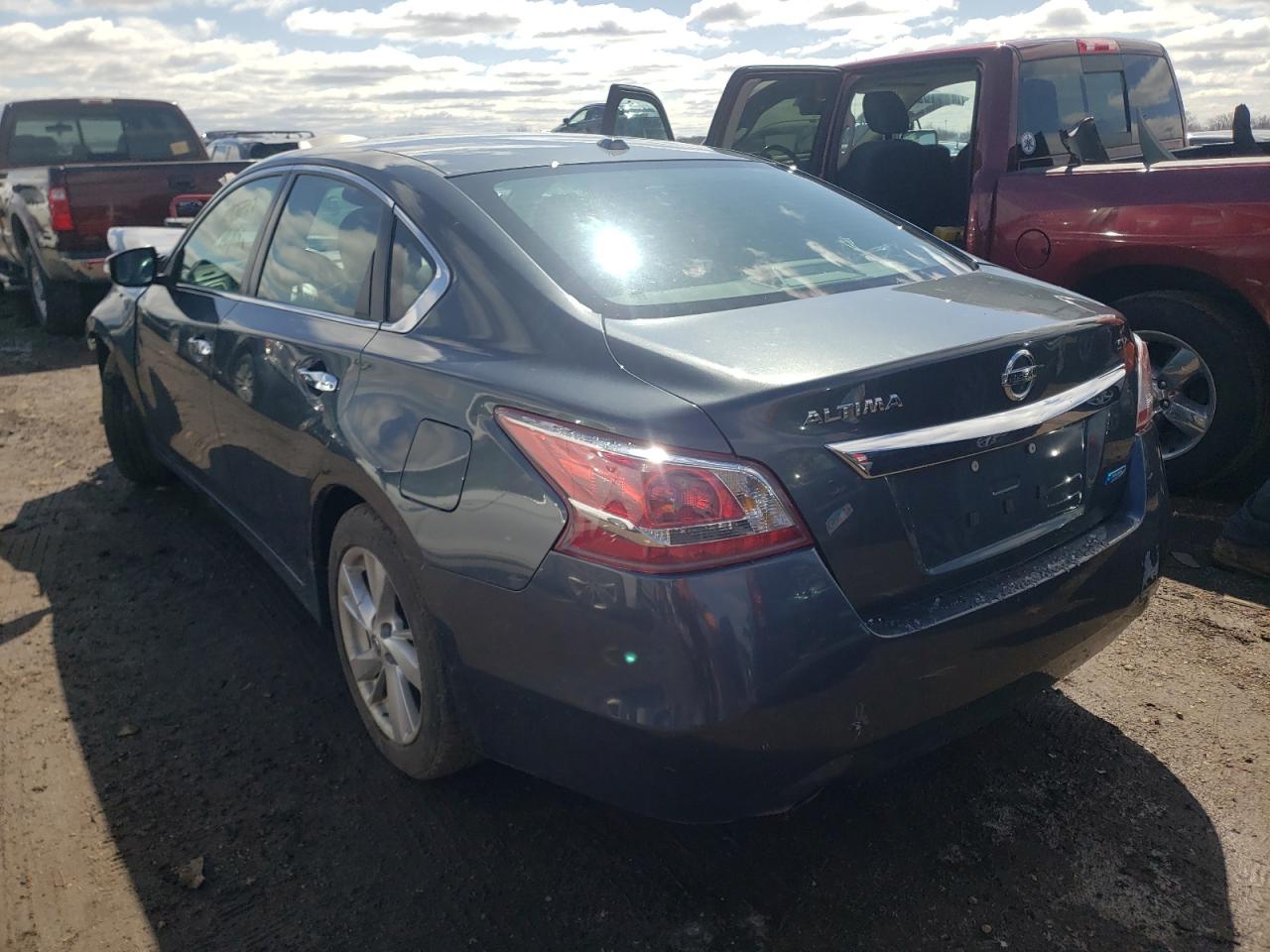 Photo 3 from auction – 2013 NISSAN ALTIMA 2.5 with VIN 1N4AL3AP5DC104017