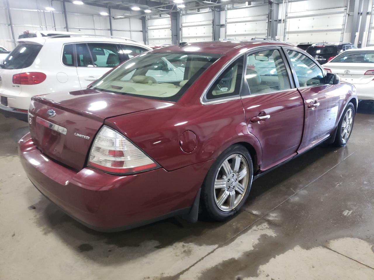 Photo 4 from auction – 2008 FORD TAURUS LIM with VIN 1FAHP25W78G131569
