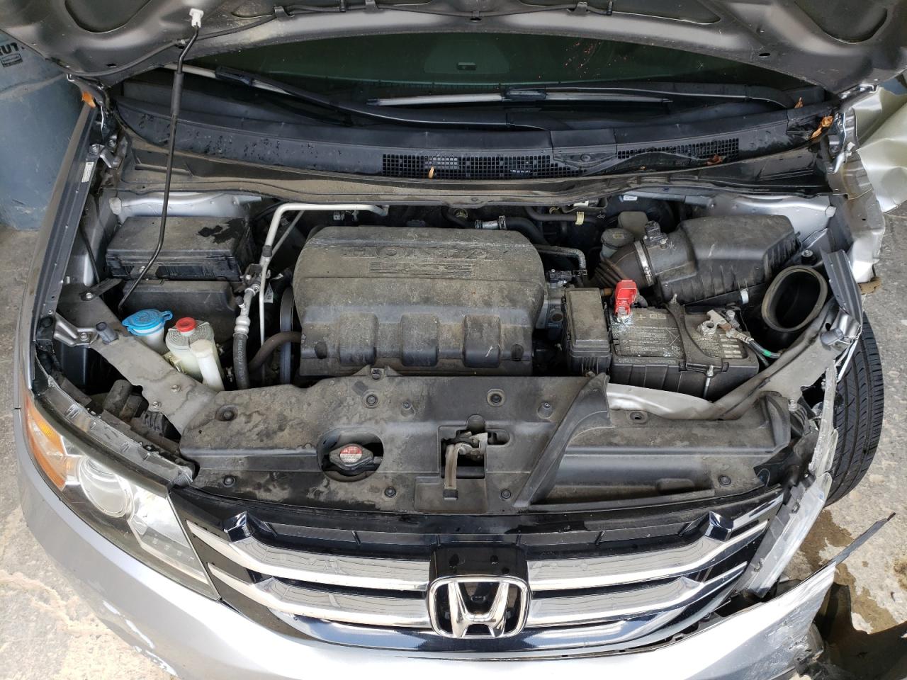 Photo 7 from auction – 2017 HONDA ODYSSEY SE with VIN 5FNRL5H34HB017830