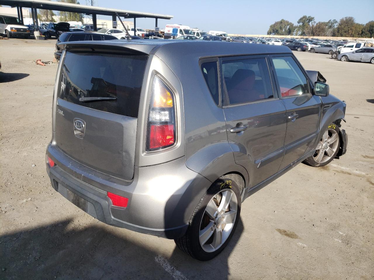 صورة رقم 4 من المزاد - 2011 KIA SOUL + مع VIN KNDJT2A21B7233662