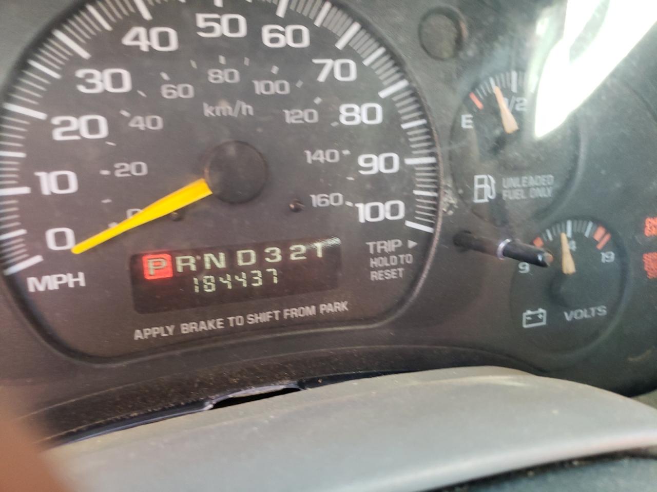 Photo 8 from auction – 1997 GMC SAFARI XT with VIN 1GKDM19W0VB537471