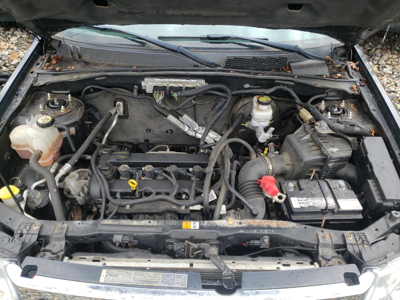 Photo 7 from auction – 2011 FORD ESCAPE LIM with VIN 1FMCU9E76BKB04281