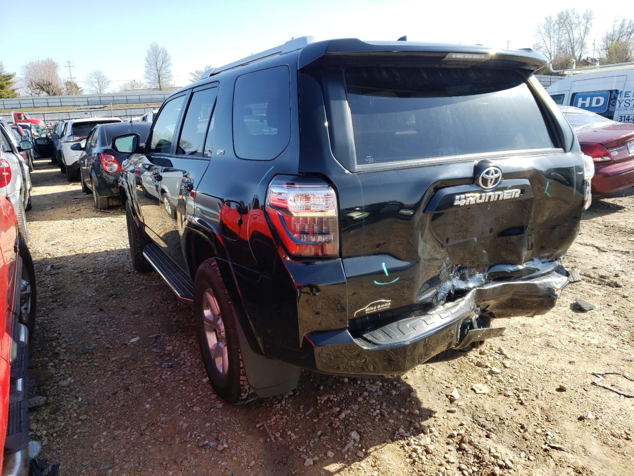 Photo 3 from auction – 2017 TOYOTA 4RUNNER SR with VIN JTEBU5JR4H5447688