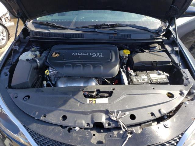 Photo 7 from auction – 2017 CHRYSLER 200 LIMITE with VIN 1C3CCCAB5HN504262