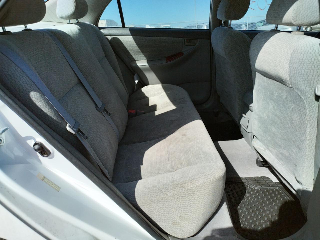 Photo 6 from auction – 2004 TOYOTA COROLLA CE with VIN JTDBR32E842039020