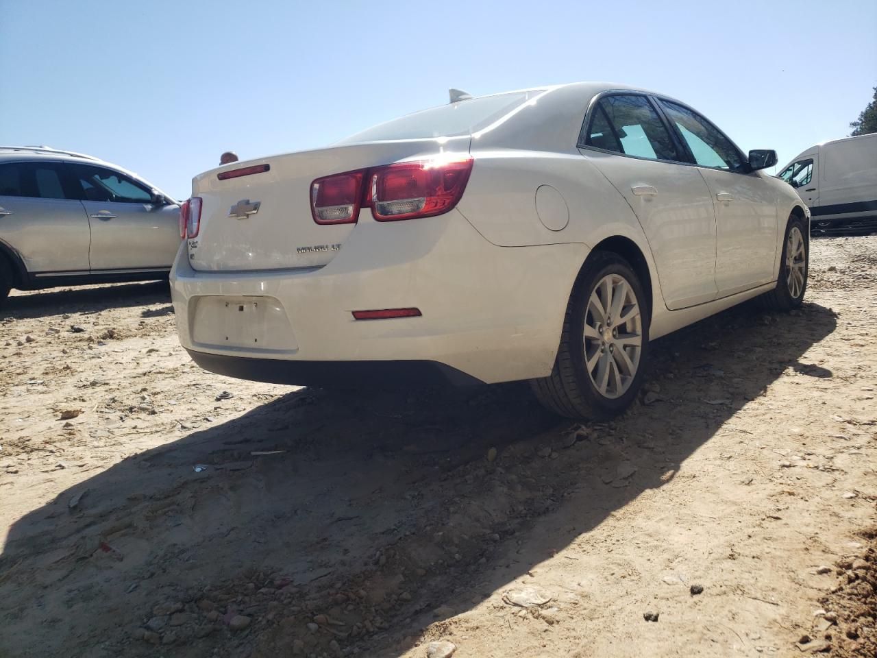 Photo 4 from auction – 2015 CHEVROLET MALIBU 2LT with VIN 1G11D5SL8FF177715