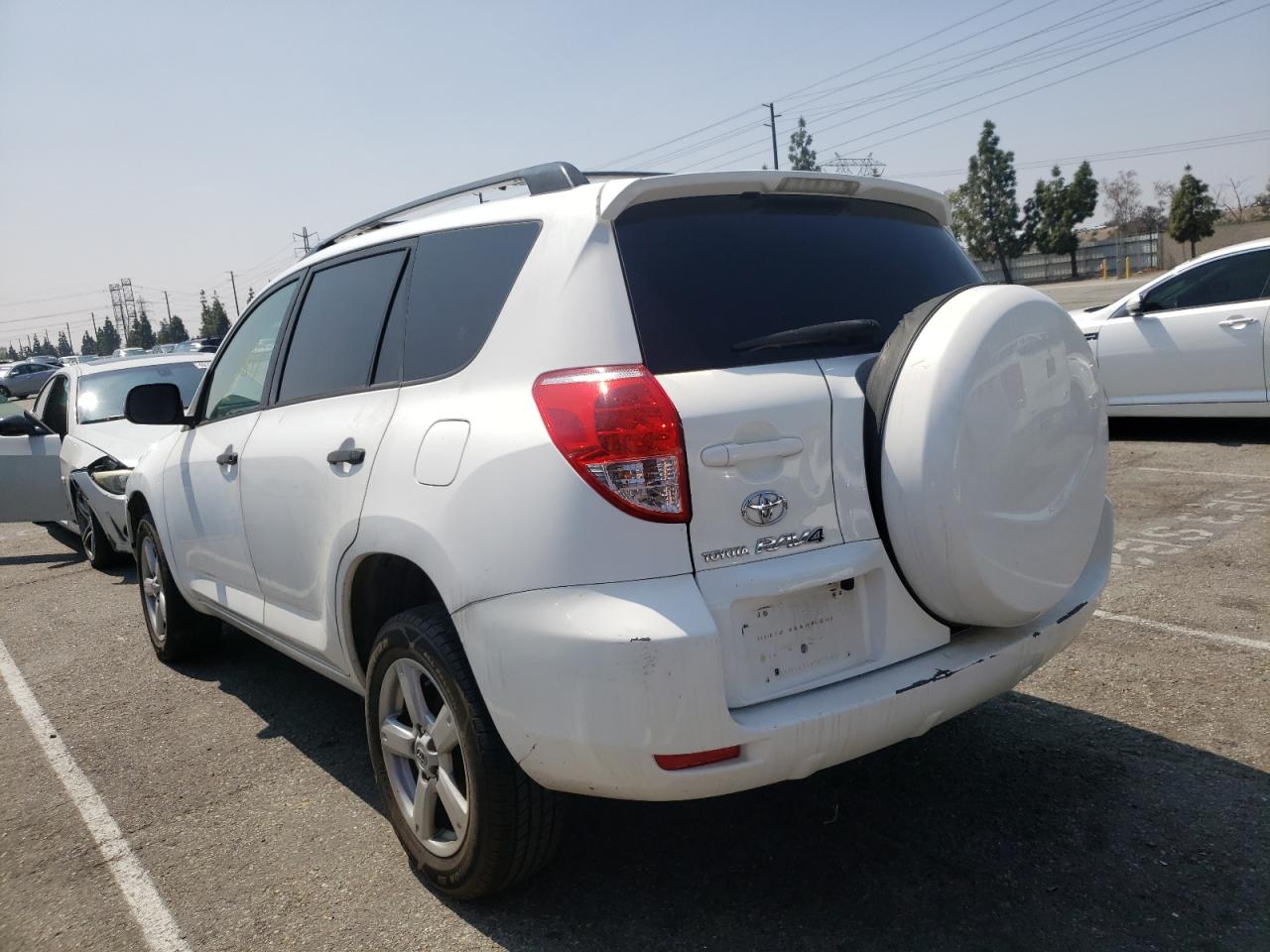 Photo 3 from auction – 2006 TOYOTA RAV4 with VIN JTMBD33V265007341