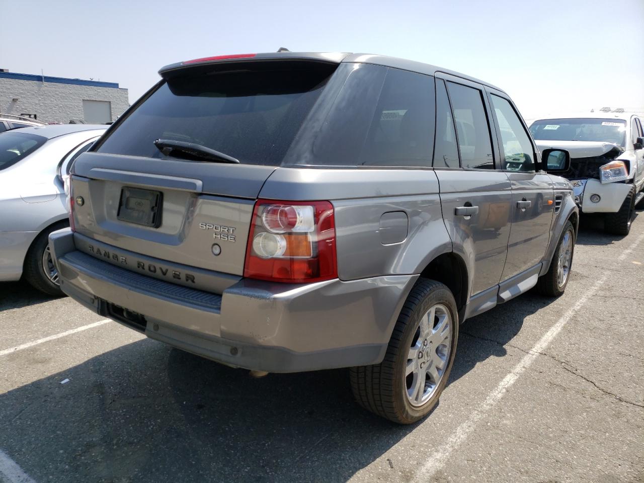 Photo 4 from auction – 2007 LAND ROVER RANGE ROVE with VIN SALSK25437A107874