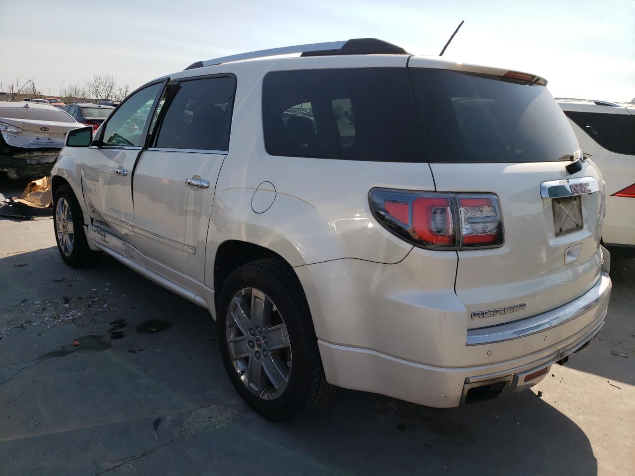 Фото 3 с аукциона – 2014 GMC ACADIA DEN с VIN 1GKKRTKDXEJ167844