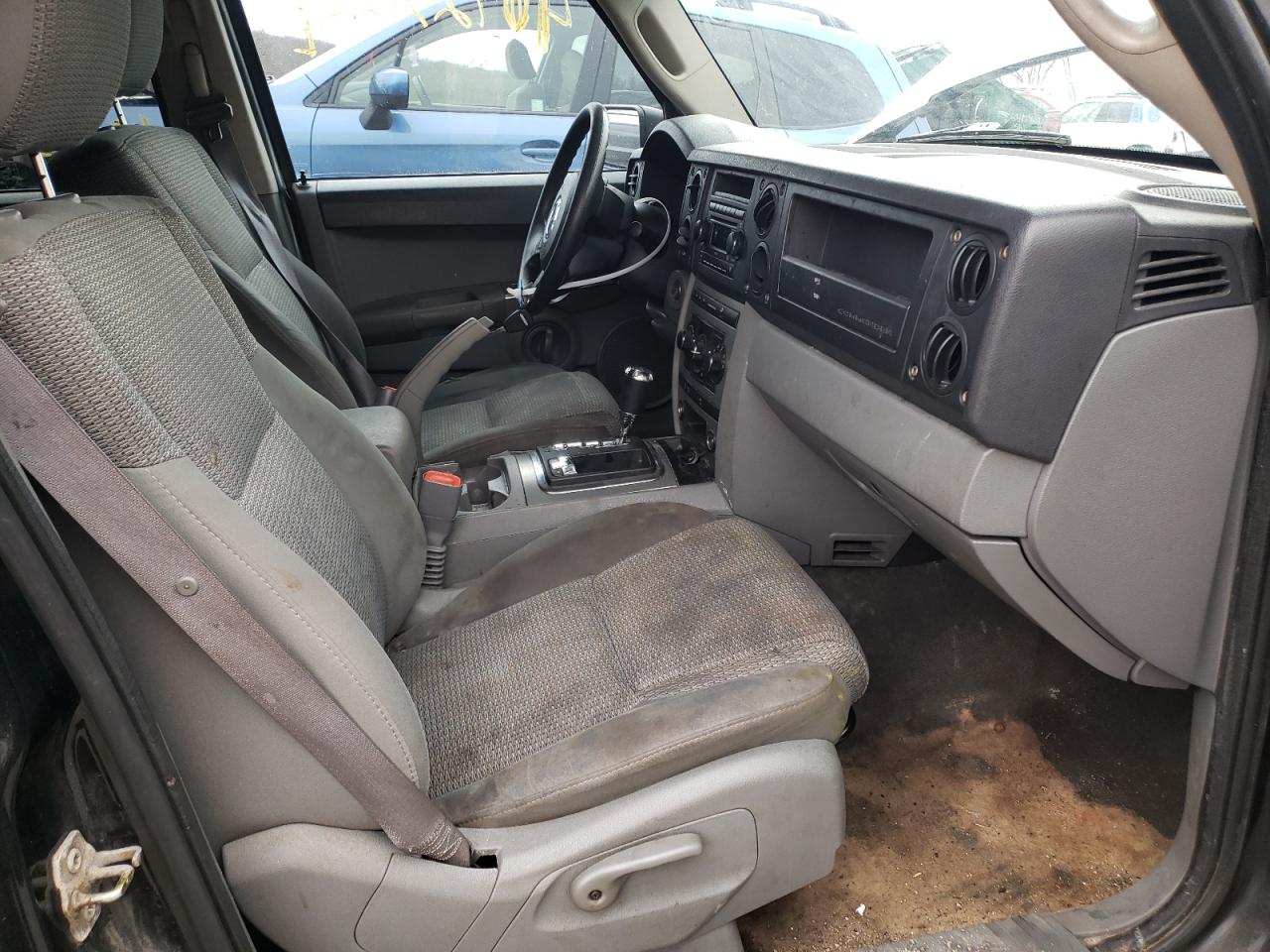 Photo 5 from auction – 2007 JEEP COMMANDER with VIN 1J8HG48N77C529517