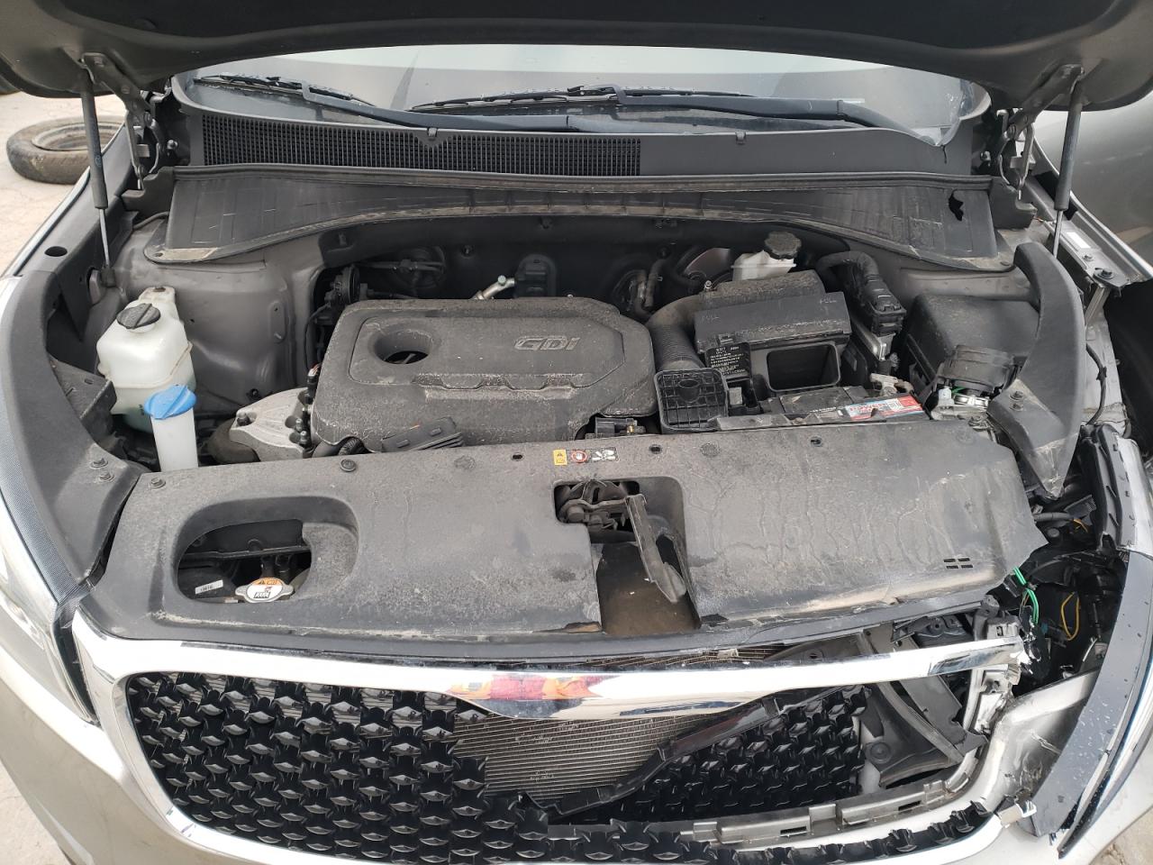 Photo 7 from auction – 2016 KIA SORENTO LX with VIN 5XYPG4A3XGG056512