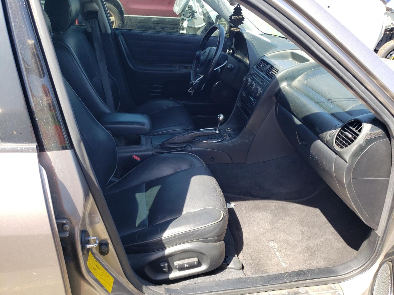 Photo 5 from auction – 2003 LEXUS IS 300 with VIN JTHBD192230078239