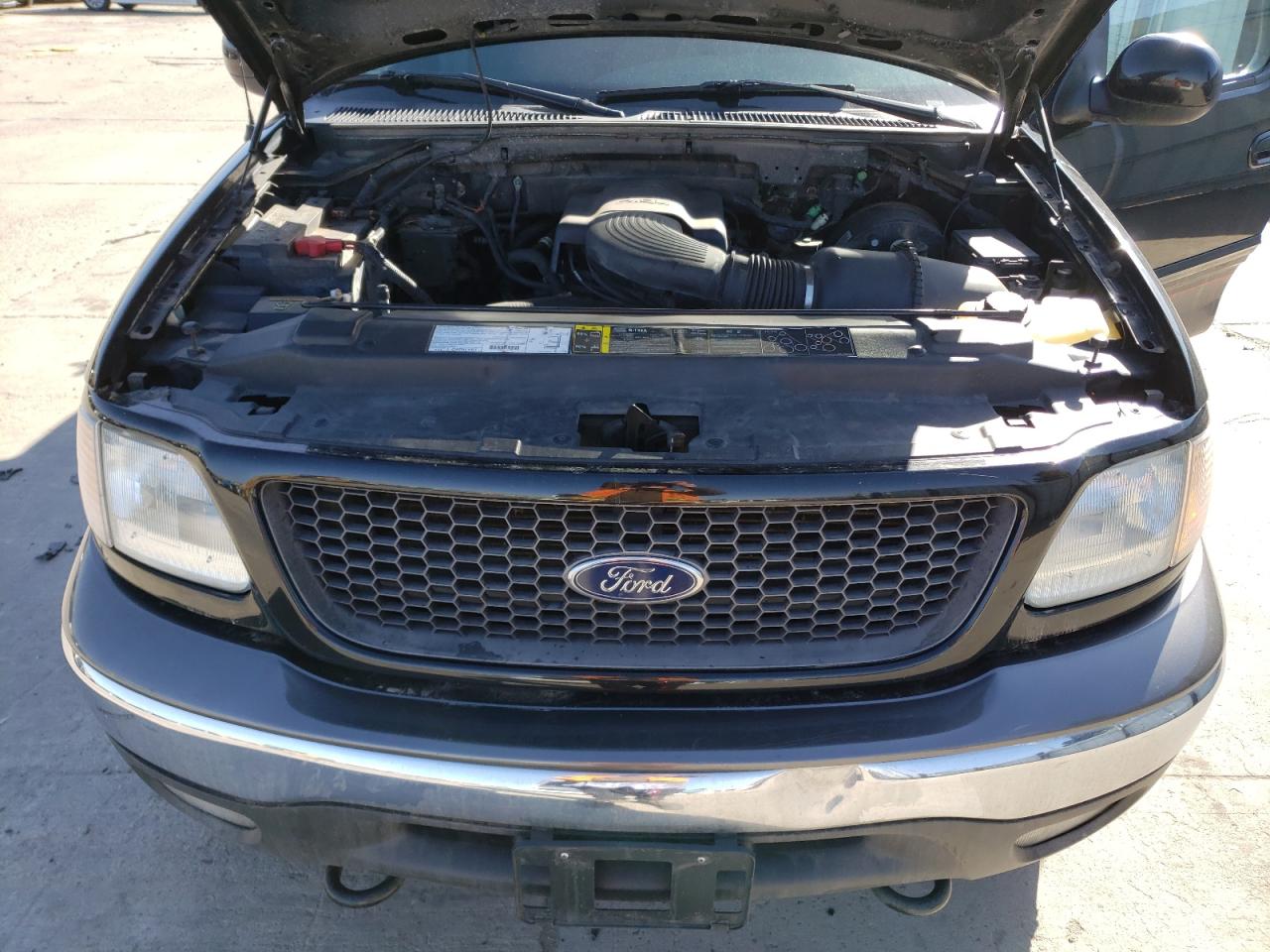 صورة رقم 7 من المزاد - 2003 FORD F150 مع VIN 1FTRX18W83NB92549
