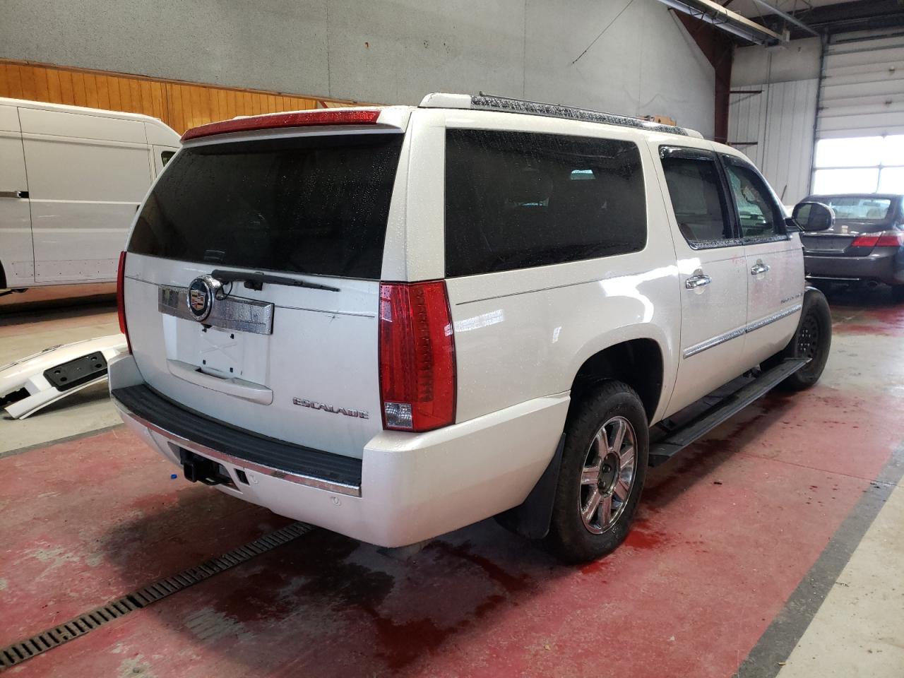 Photo 4 from auction – 2008 CADILLAC ESCALADE E with VIN 1GYFK66868R256956