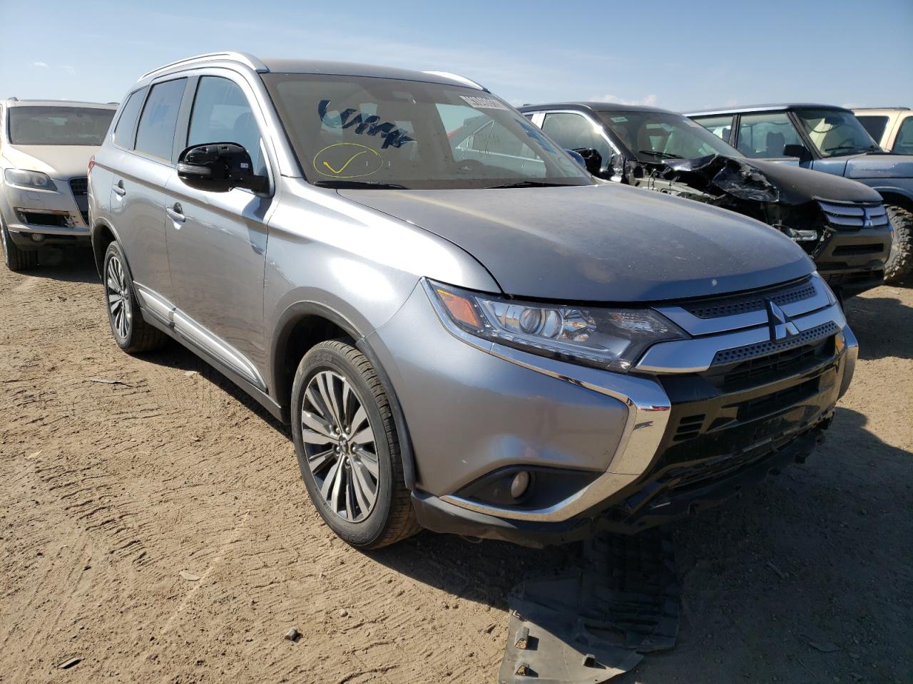 MITSUBISHI OUTLANDER 2020 with VIN JA4AZ3A34LZ027037 - Photo from auction