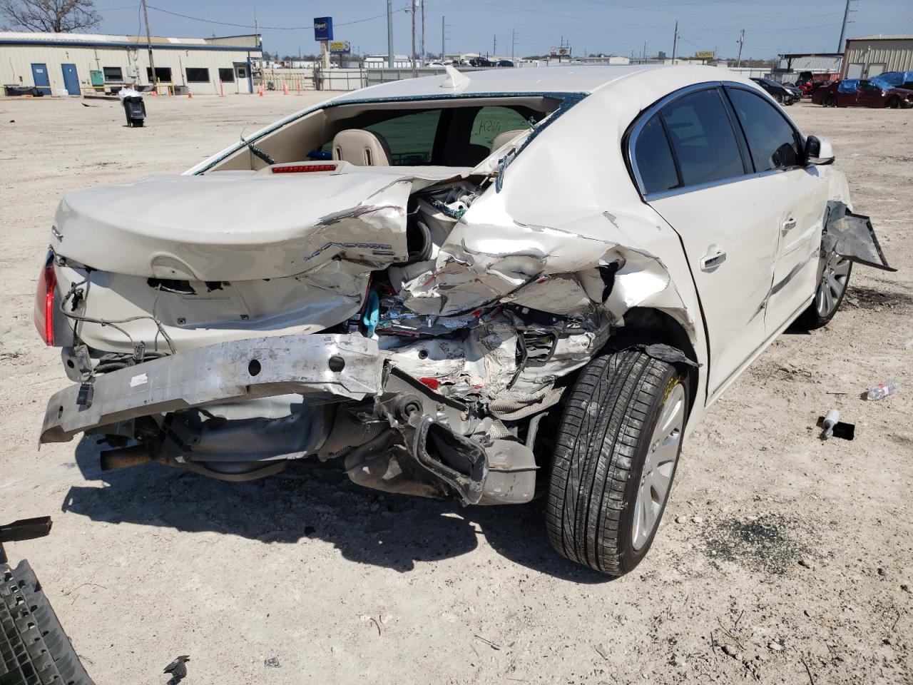 Photo 4 from auction – 2014 BUICK LACROSSE with VIN 1G4GC5G37EF149248