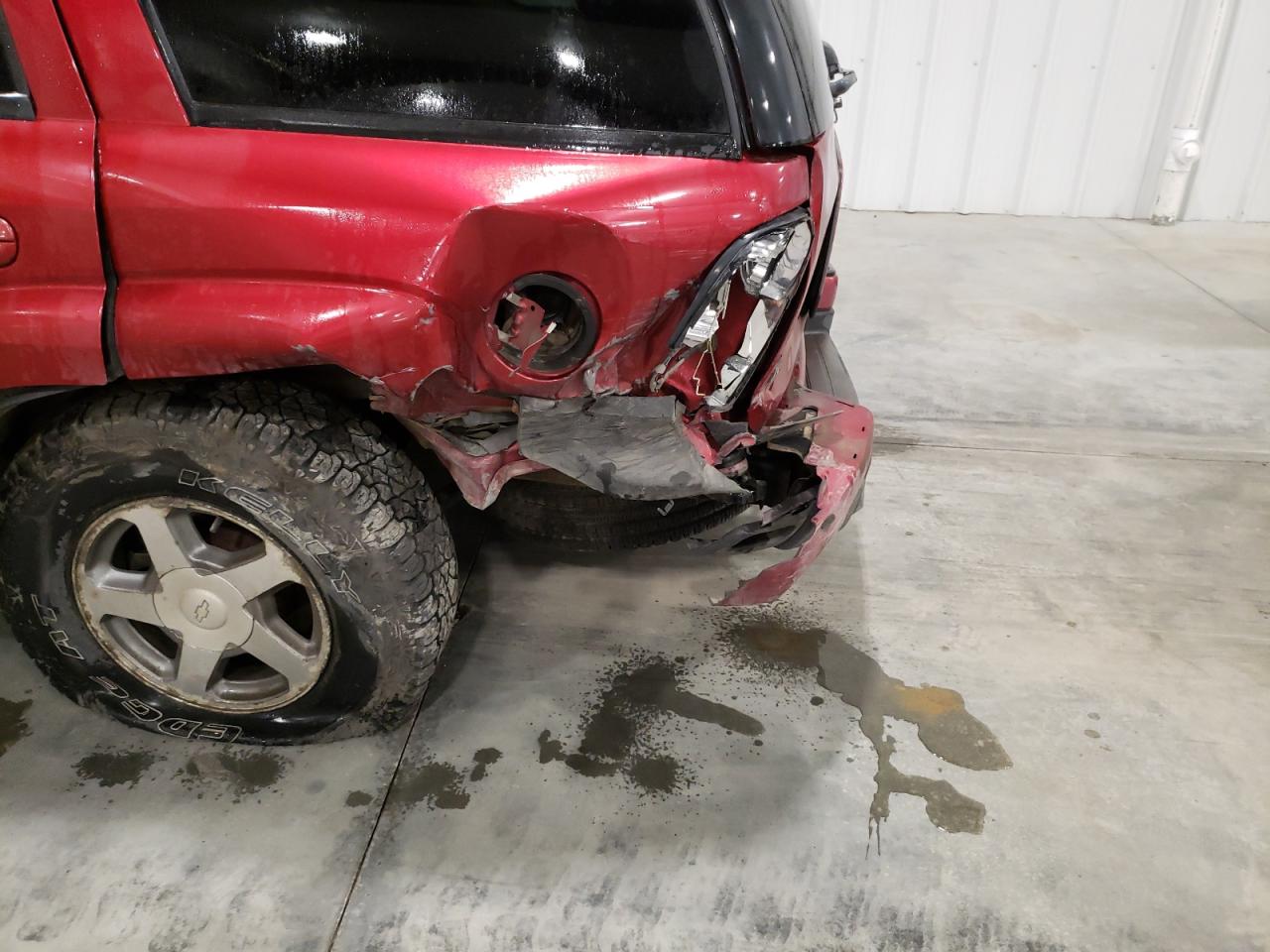 Photo 9 from auction – 2004 CHEVROLET TRAILBLAZE with VIN 1GNDT13S242277570