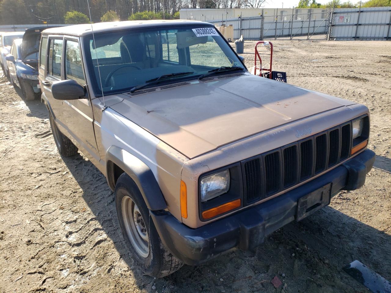 JEEP CHEROKEE S 2000 with VIN 1J4FN28S4YL187115 - Photo from auction