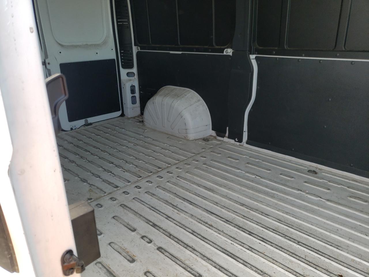 Photo 6 from auction – 2019 RAM PROMASTER with VIN 3C6TRVCG8KE539492