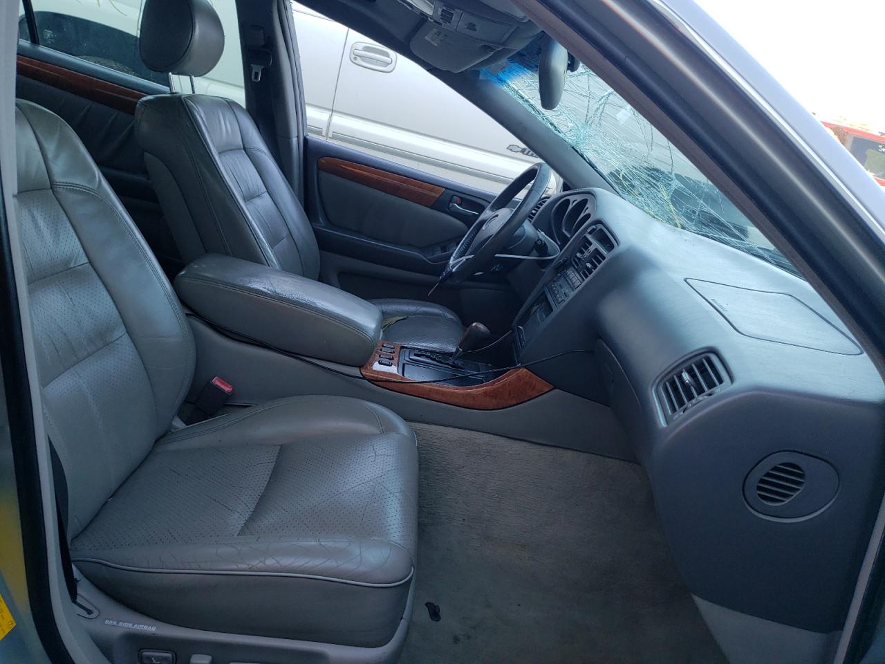 Photo 5 from auction – 2000 LEXUS GS 300 with VIN JT8BD68S1Y0110636