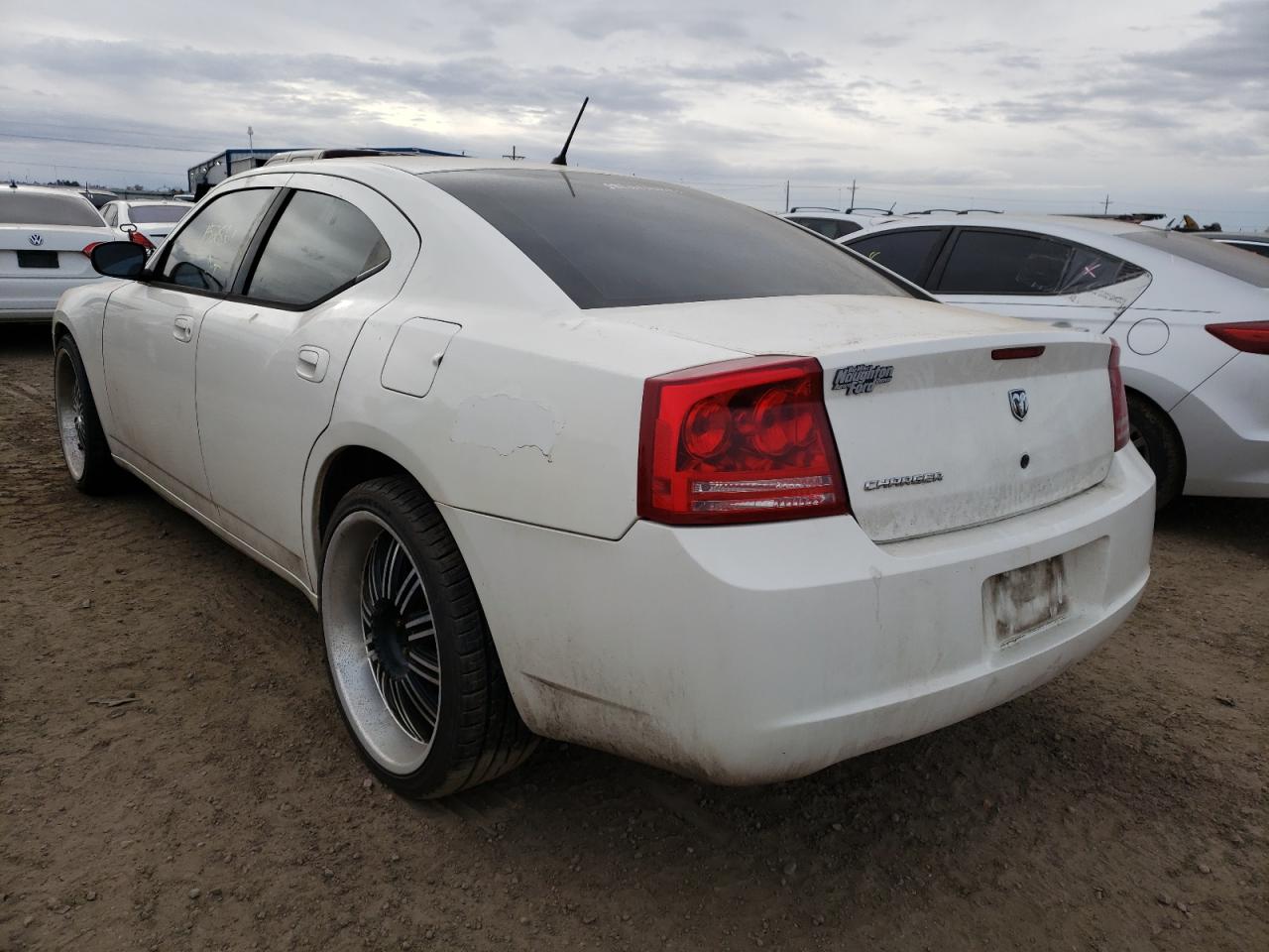 Photo 3 from auction – 2008 DODGE CHARGER with VIN 2B3KA43R78H265028