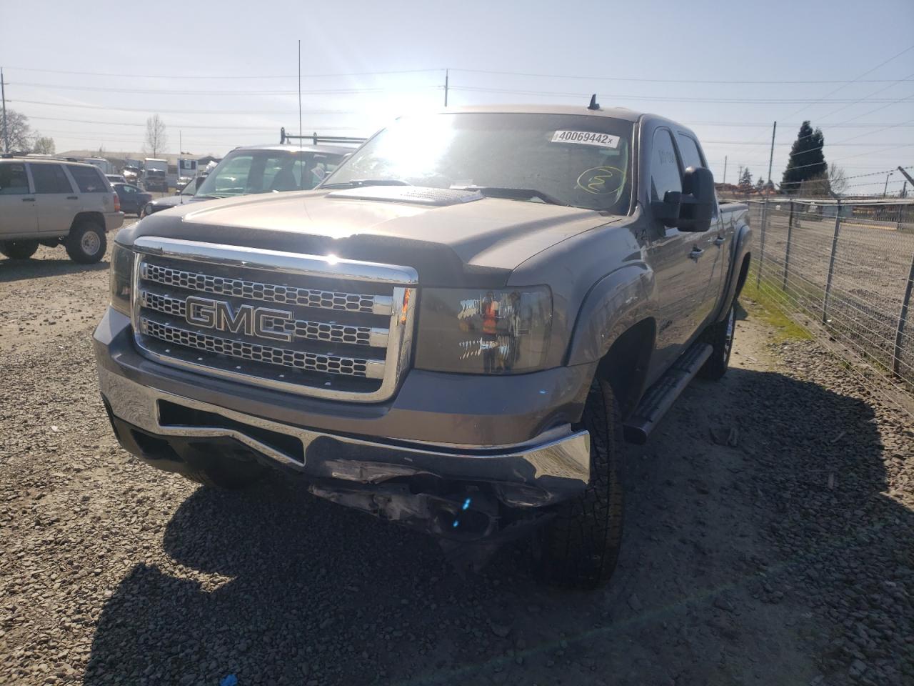 Photo 9 from auction – 2012 GMC SIERRA K25 with VIN 1GT121C80CF148446