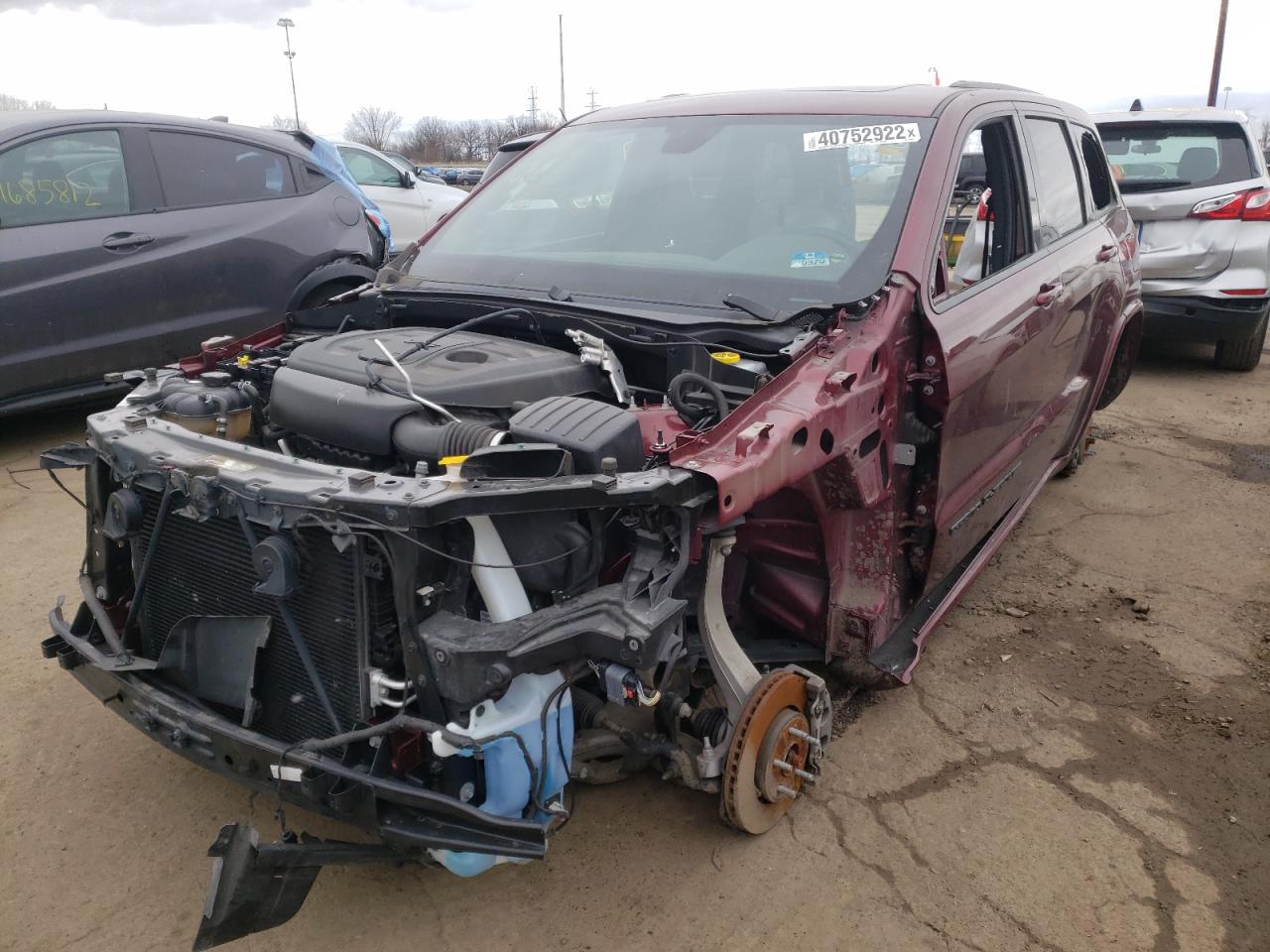 Photo 2 from auction – 2019 JEEP GRAN CHER with VIN 1C4RJFAG7KC677664