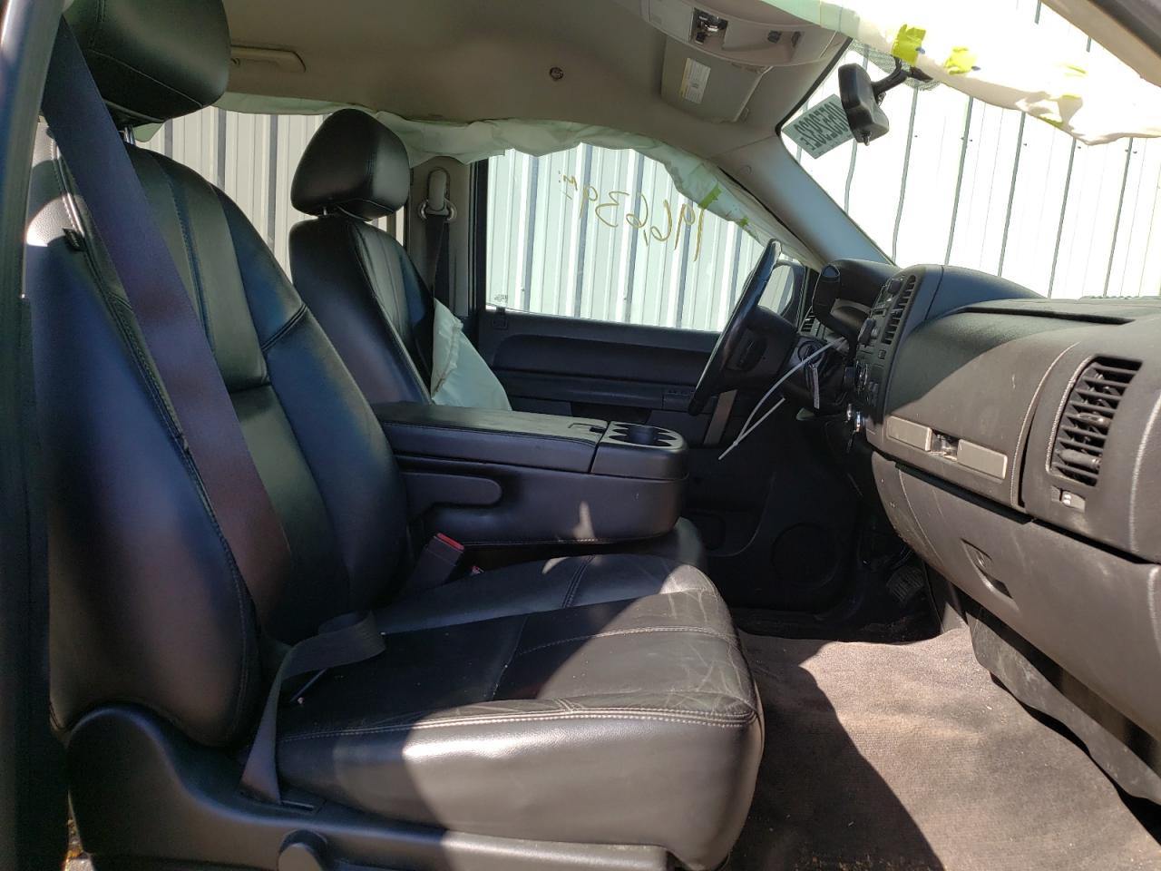 Photo 5 from auction – 2010 CHEVROLET SILVERADO with VIN 3GCRKSE37AG164245