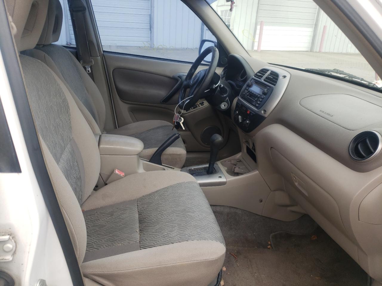 Photo 5 from auction – 2002 TOYOTA RAV4 with VIN JTEGH20V520047540
