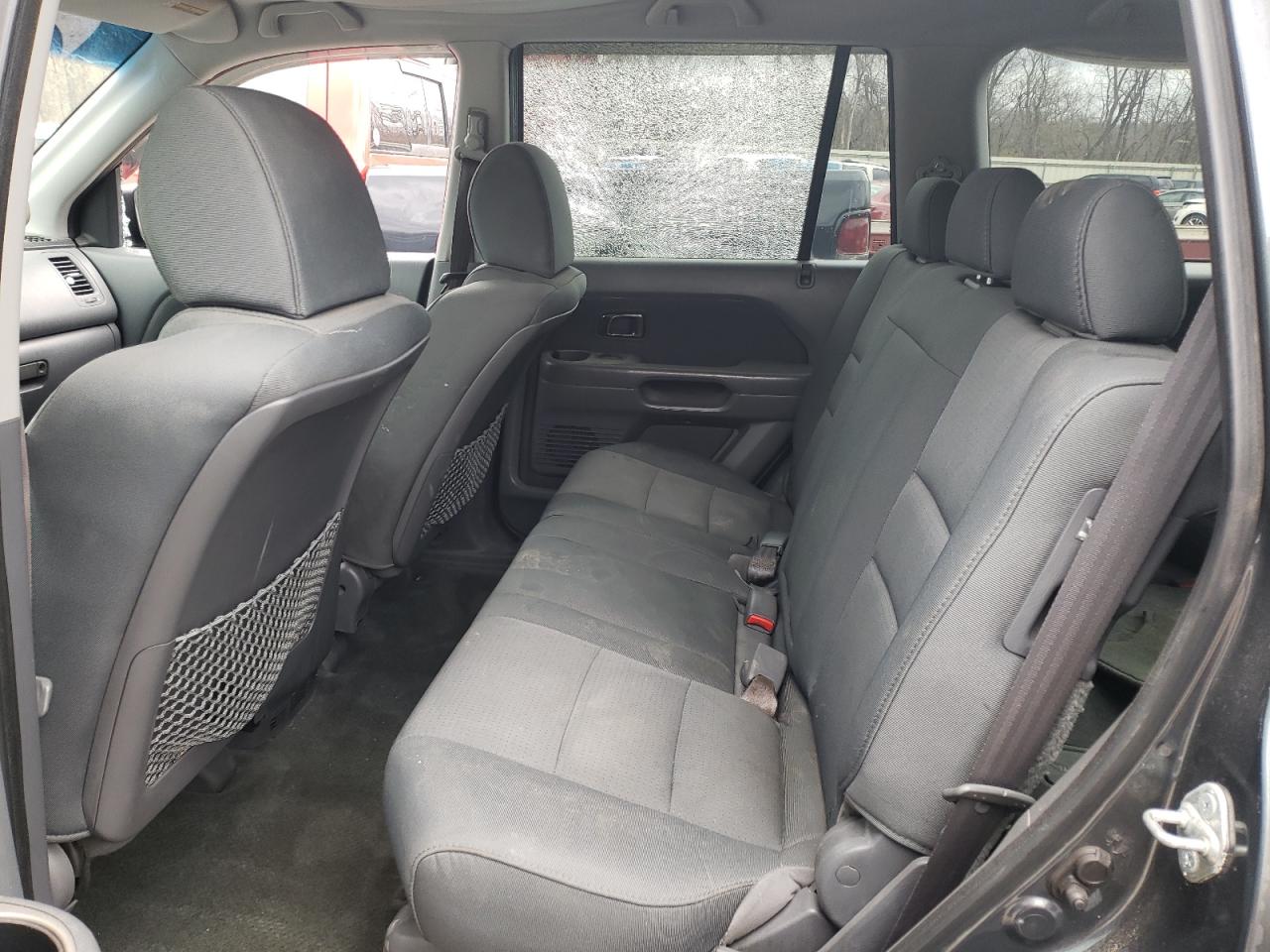 Photo 6 from auction – 2006 HONDA PILOT LX with VIN 2HKYF18126H564152