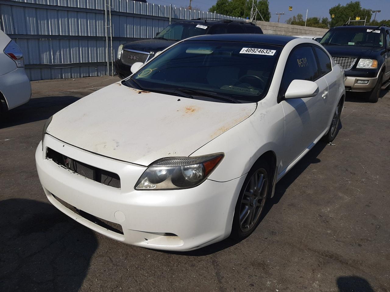 Photo 2 from auction – 2007 SCION TC with VIN JTKDE177470204296