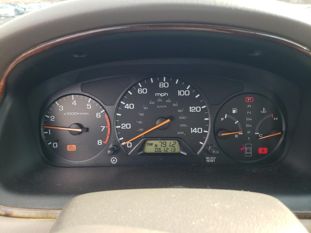 Photo 8 from auction – 2001 HONDA ACCORD VAL with VIN 1HGCF86651A045289
