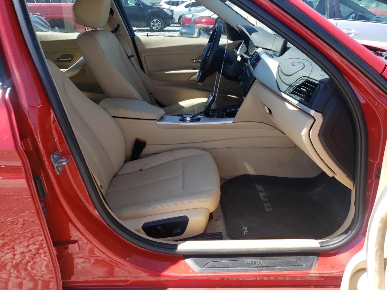 Photo 5 from auction – 2014 BMW 320 I with VIN WBA3B1G52ENT00693