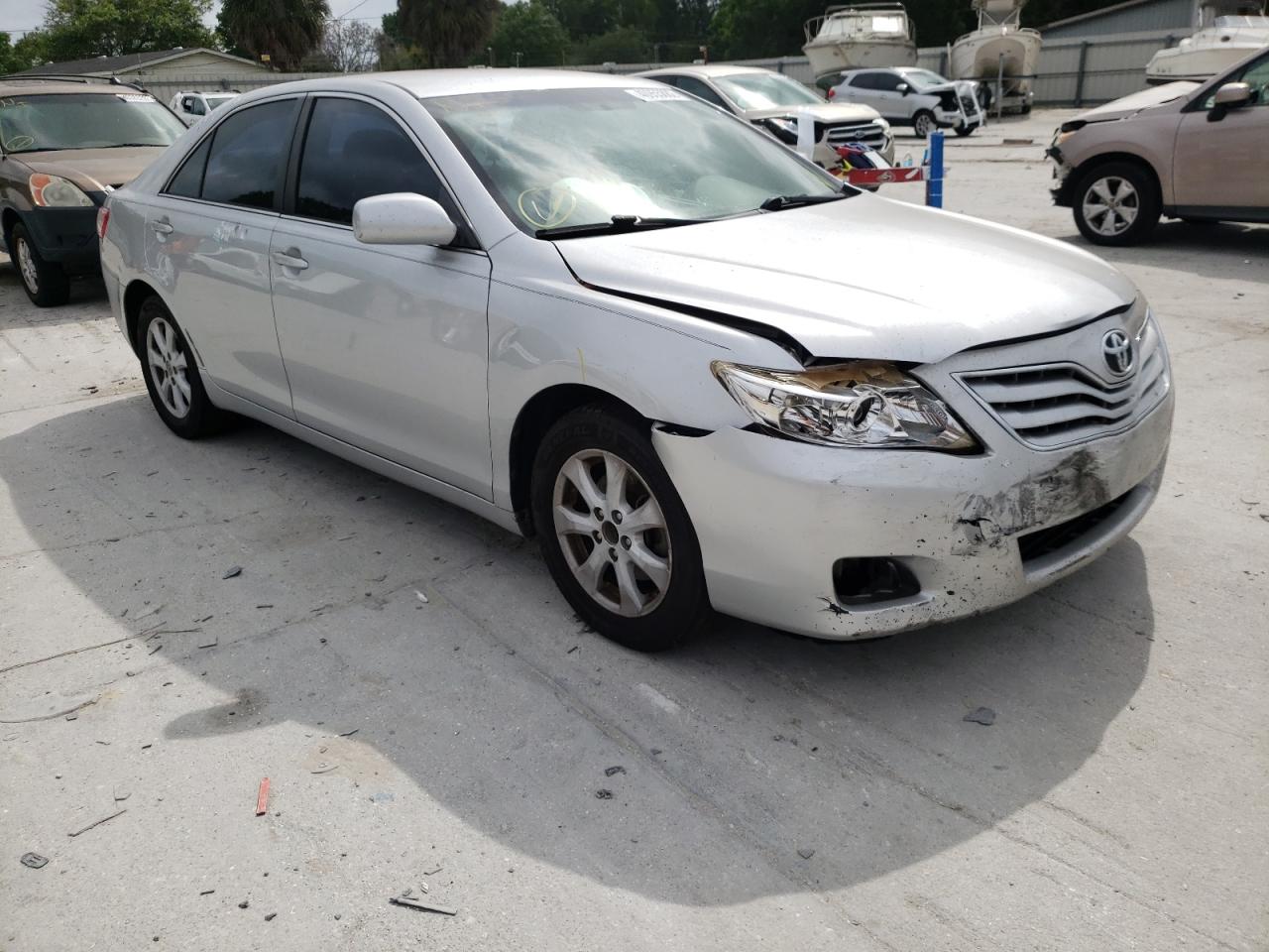 TOYOTA CAMRY BASE 2011 with VIN 4T1BF3EK2BU749943 - Photo from auction
